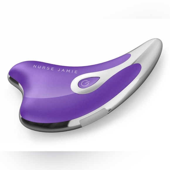 Nurse Jamie Triangle Massaging Facial Tool - Picture 3 of 6